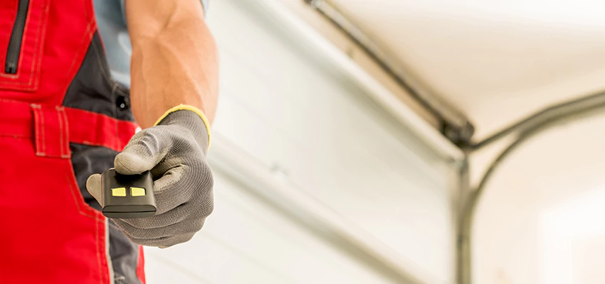 Residential Garage Door Security in Hayward, California