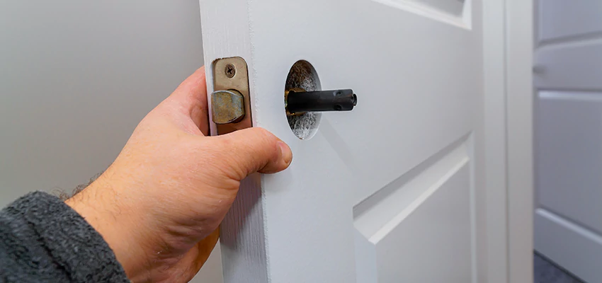 Nighttime Locksmith For Lock Repair in Hayward, CA